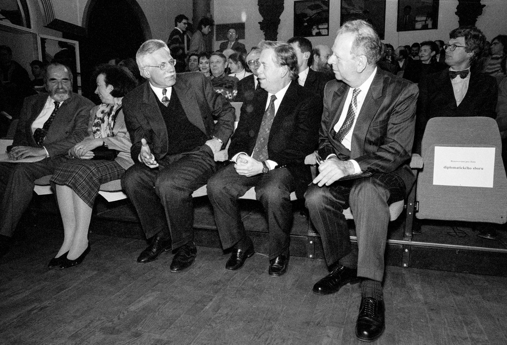 Pavel Tigrid, Klausovi, Václav Havel a Milan Uhde